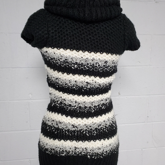 Knitt Sweaters dresses bundle size M - Picture 9 of 12